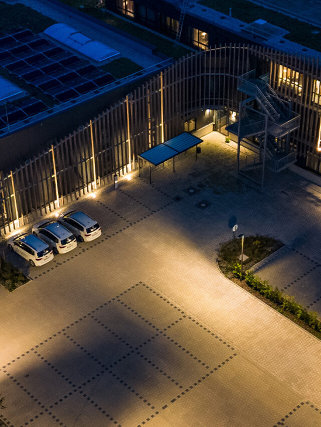 Light close to the building